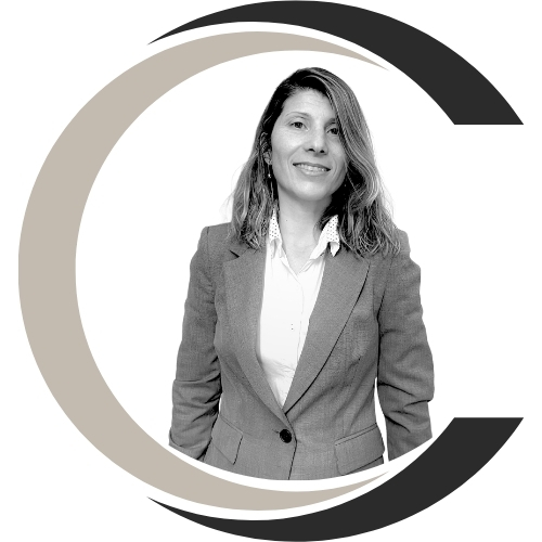 Fiorella N. De Marzio - Escribana Titular Registro 1187, especialista en derecho notarial internacional con dominio de inglés, alemán y francés